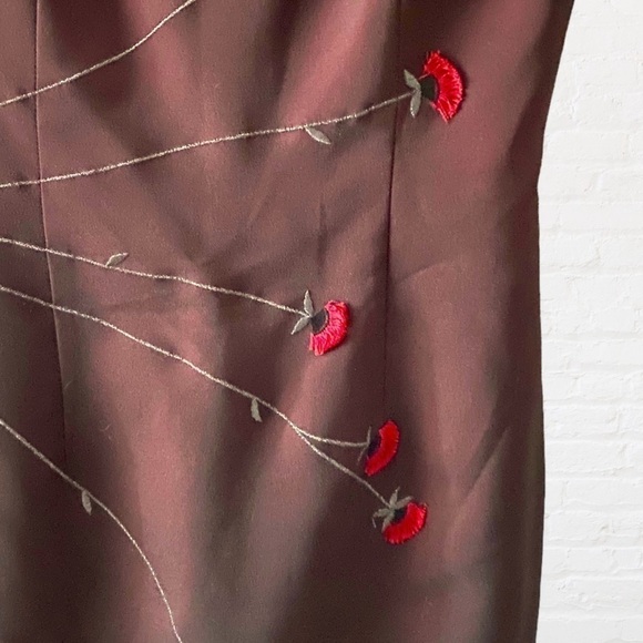 Laundry by Shelli Segal Burgandy Embellished Dress, size Small 4/6 - Picture 9 of 11